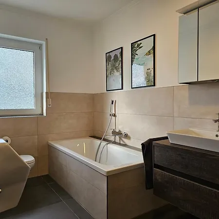 Prázdninový dům Heritage - Perfekt Fuer Gruppen, 15min Willingen Brilon